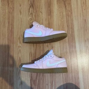 Nike Air Jordan 1 Low Arctic Pink Gum (Women's) Size 6 W (36.5 EUR)